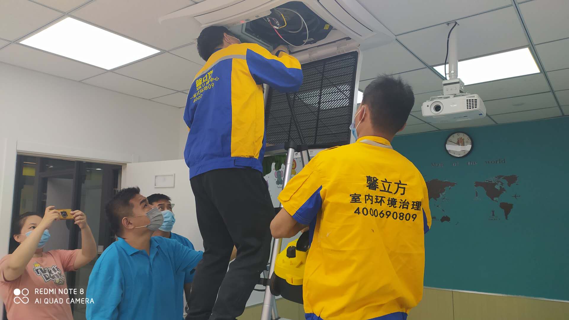 馨立(li)方(fang)中(zhong)央空調(diao)清洗.jpg