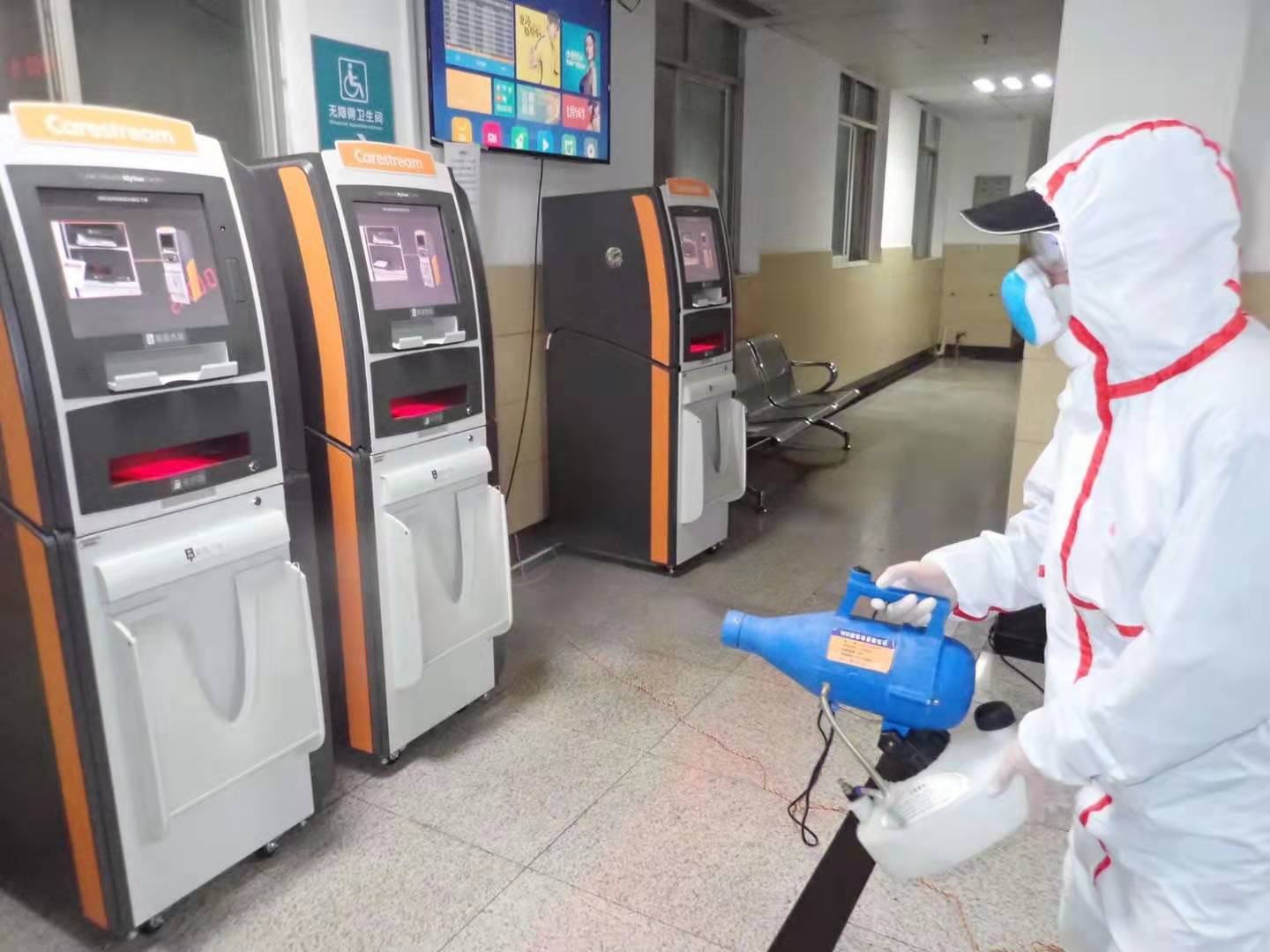 辦(ban)公室(shi)消毒(du)百(bai)科，特殊時(shi)期(qi)保(bao)證(zheng)員工(gong)安(an)全(quan)，簡(jian)單(dan)有傚又(you)省錢(qian)
